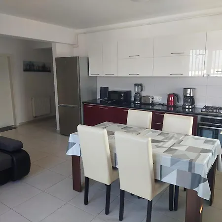 Apartment Penthouse Buenavista *